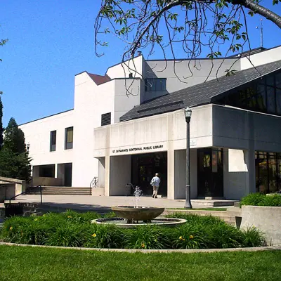 Exterior image of the Central Library and library courtyard.